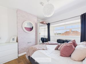 Photo 25- click for photo gallery